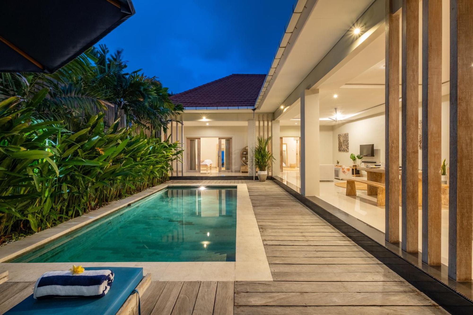 ☆ Villa Larissa ☆ Seminyak 2Br Pool Kuta Petitenget Екстер'єр фото